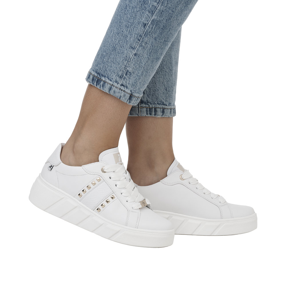 Rieker Revolution sneakers til dame i hvid skind Rieker shop