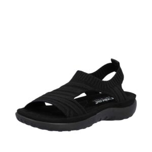 Rieker sandal til dame i sort med elastisk rem og fine detaljer.